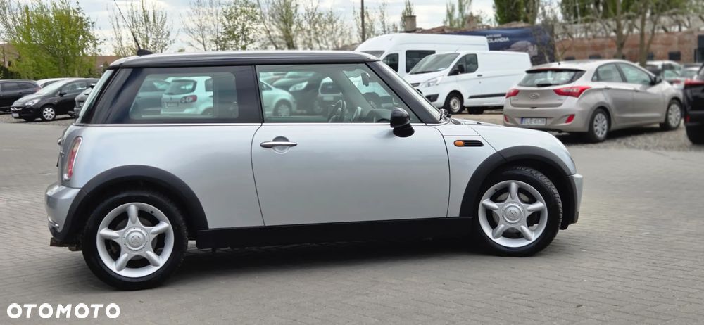 MINI Cooper chili - 17
