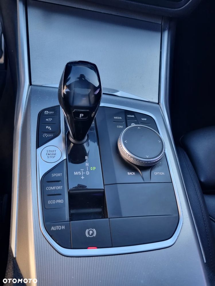 BMW Seria 3 330i M Sport - 7