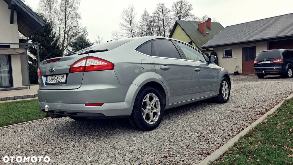 Ford Mondeo 2.0 Sport - 12