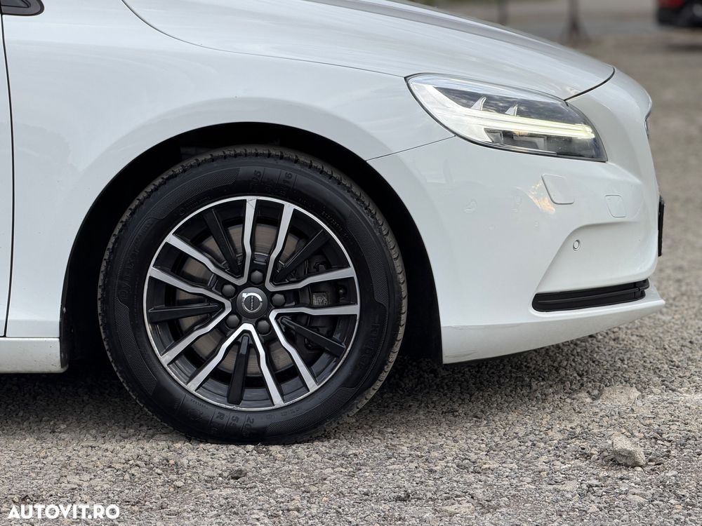 Volvo V40 D4 Geartronic Summum - 10