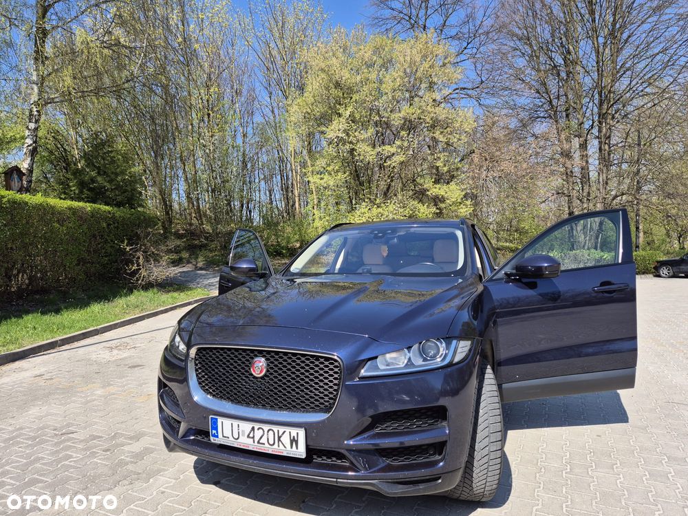 Jaguar F-Pace 30t AWD Pure - 8