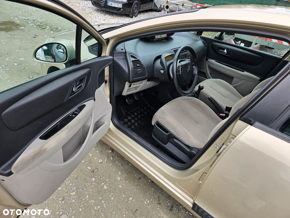 Citroën C4 - 12