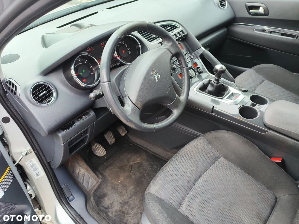 Peugeot 3008 1.6 Premium - 14