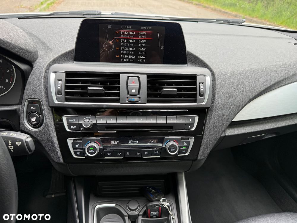 BMW Seria 1 120d xDrive Sport-Aut Sport Line - 17