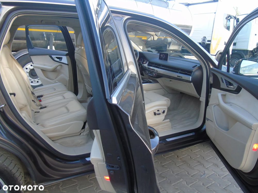 Audi Q7 3.0 TDI Quattro Tiptronic - 1