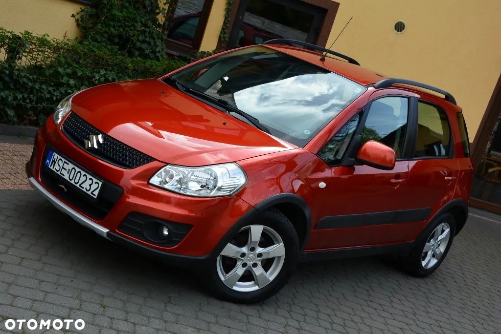 Suzuki SX4 1.6 Comfort Plus - 1
