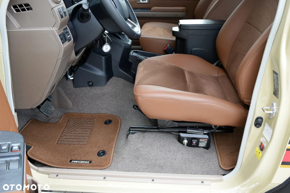 Toyota Land Cruiser 2.8 D-4D Automatik - 28