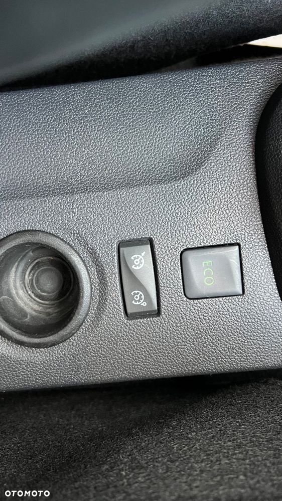 Renault Captur ENERGY TCe 120 Experience - 16