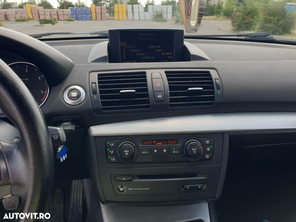 BMW Seria 1 118d - 11