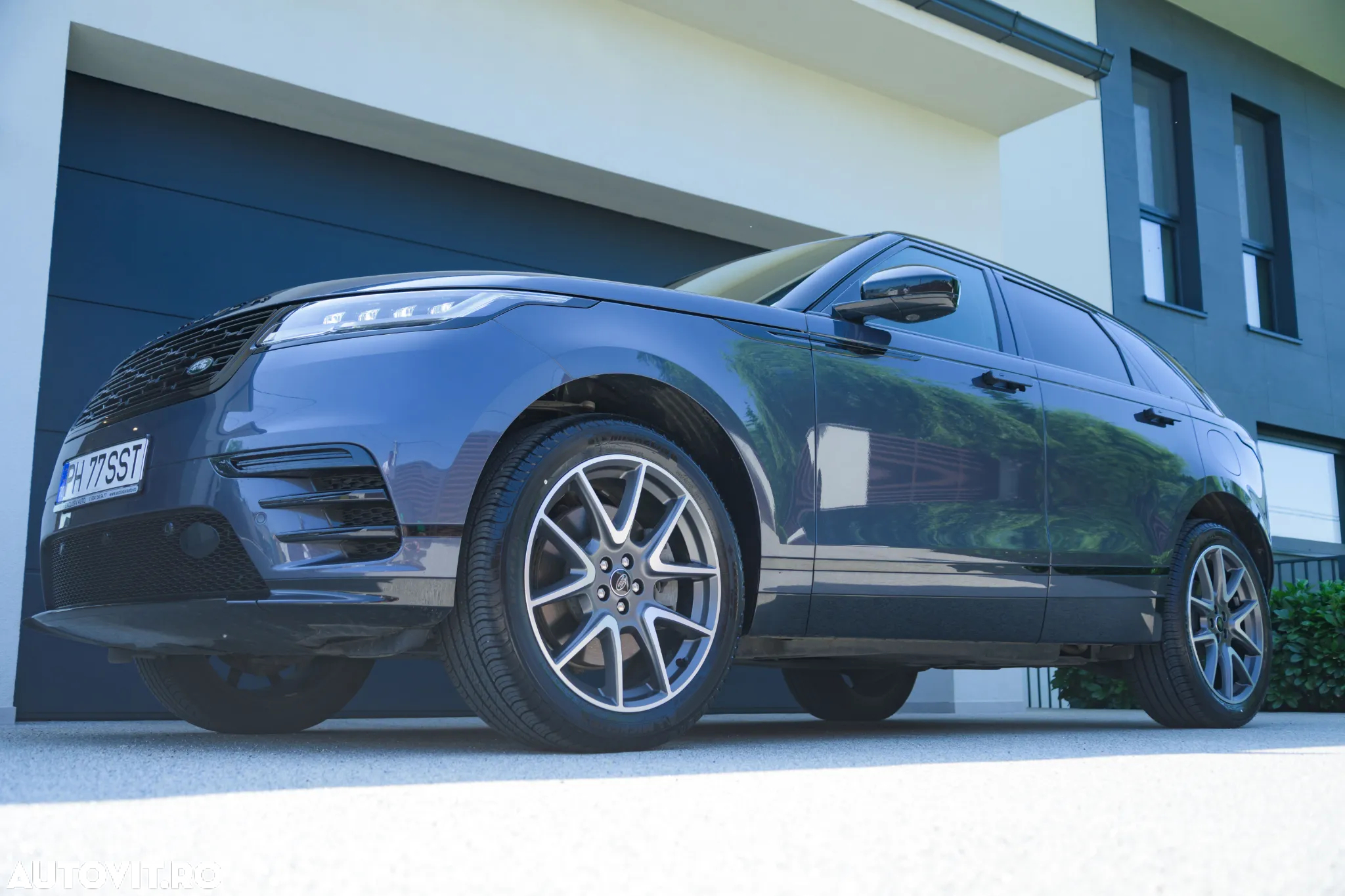 Land Rover Range Rover Velar R-Dynamic 2.0 P400e PHEV HSE - 11
