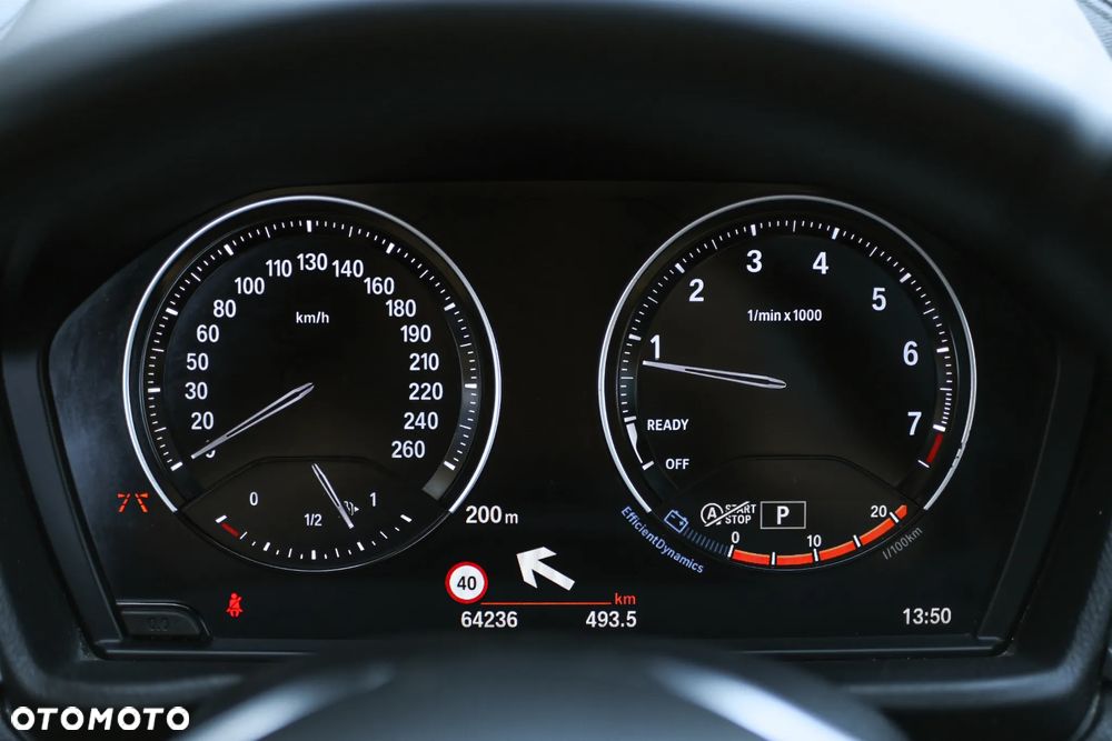 BMW X1 xDrive25i M Sport - 8