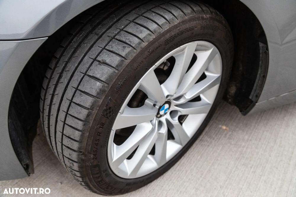 BMW Seria 5 520d Aut. Luxury Line - 10