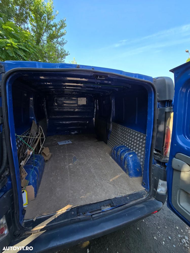 Opel Vivaro - 15