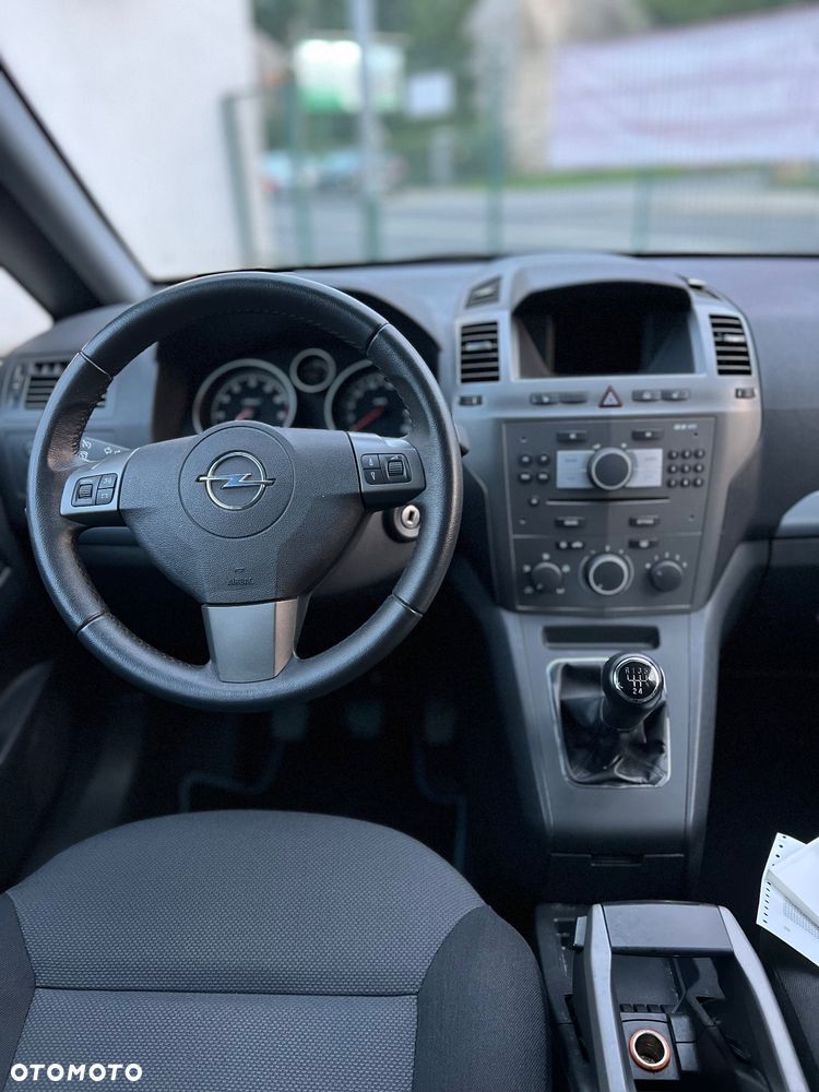 Opel Zafira 1.8 Elegance - 19