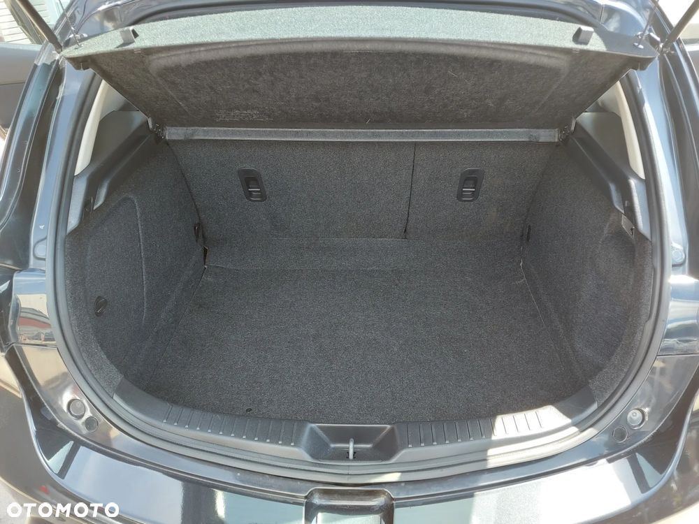 Mazda 3 2.0 MZR DISI Sports-Line - 27