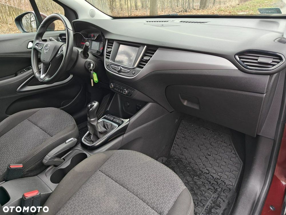 Opel Crossland X - 13