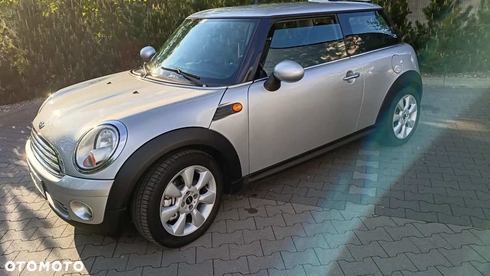 MINI ONE - 6