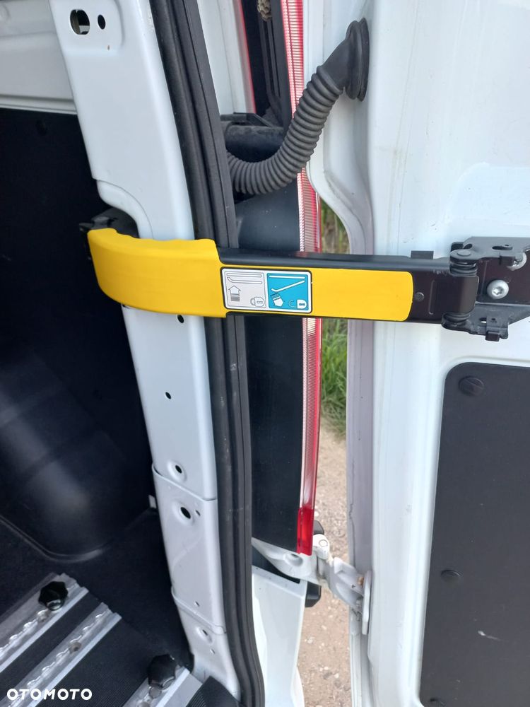 Ford Transit Custom Kombi 310 L2H1 Trend - 12