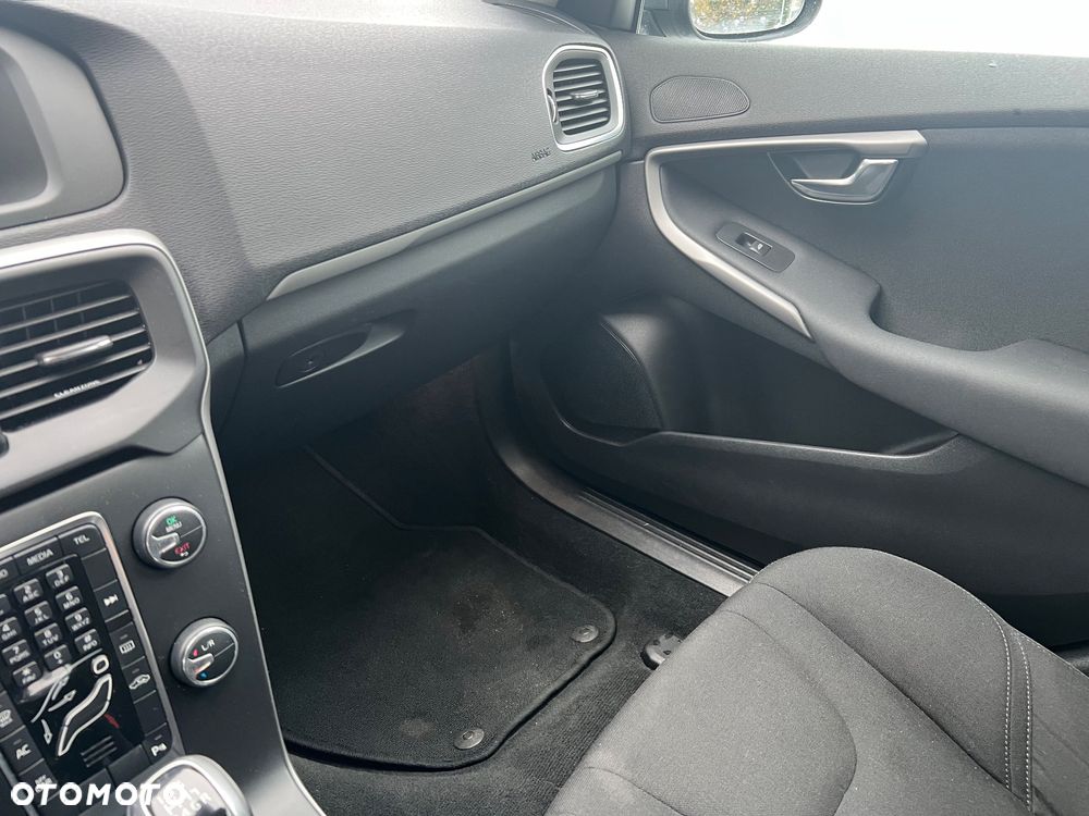 Volvo V40 D3 Drive-E Kinetic - 20