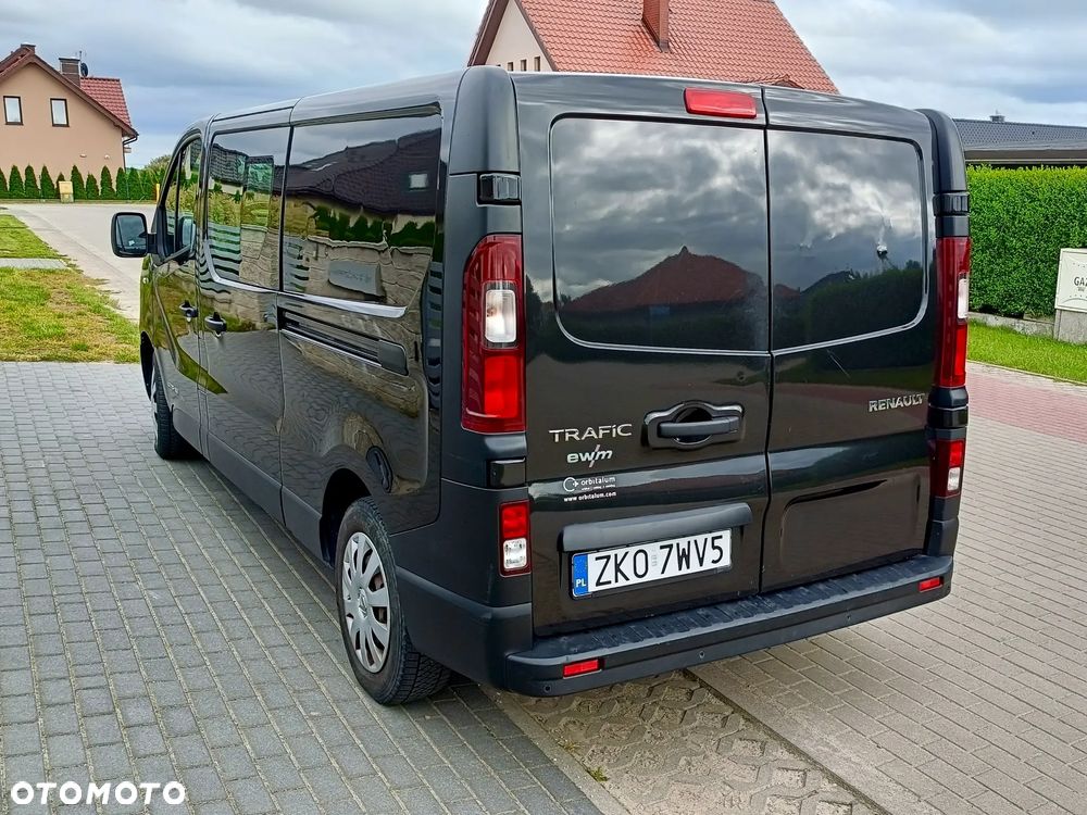 Renault Trafic Grand 1.6 dCi - 5