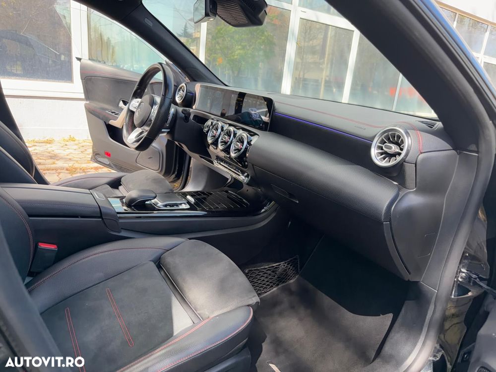 Mercedes-Benz CLA 200 7G-DCT AMG Line - 15