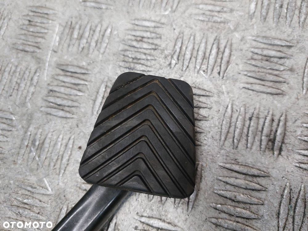 PEDAŁ HAMULCA + CZUJNIK KIA CEED III 1.0 T-GDI 32800-J7100 93810-J3000 - 3