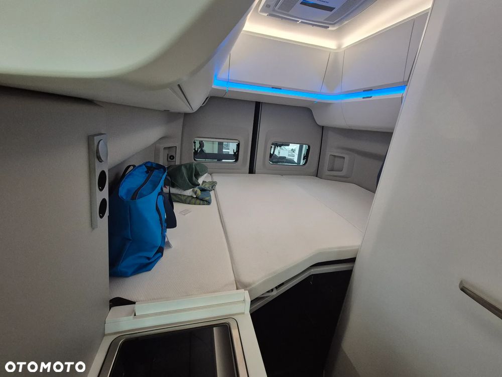 Volkswagen California - 21