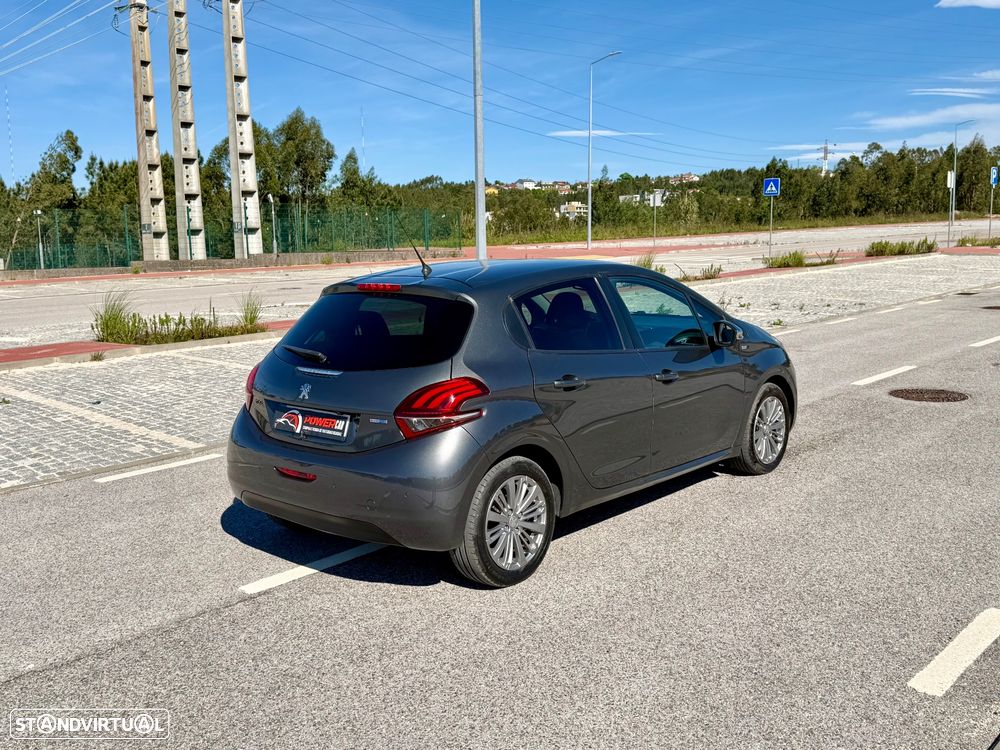 Peugeot 208 1.6 BlueHDi Style - 8