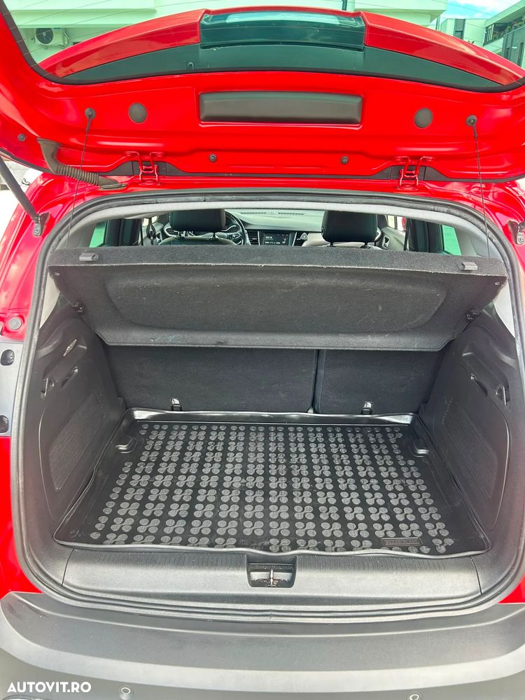 Opel Crossland - 10