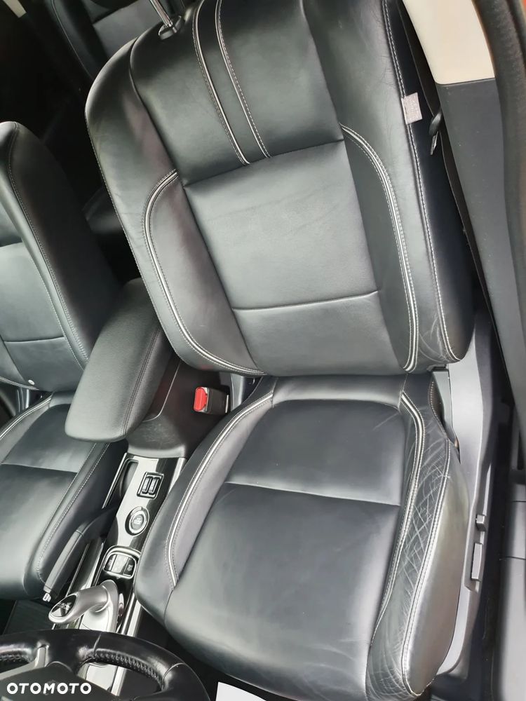 Mitsubishi Outlander PHEV Instyle NAVI + - 18