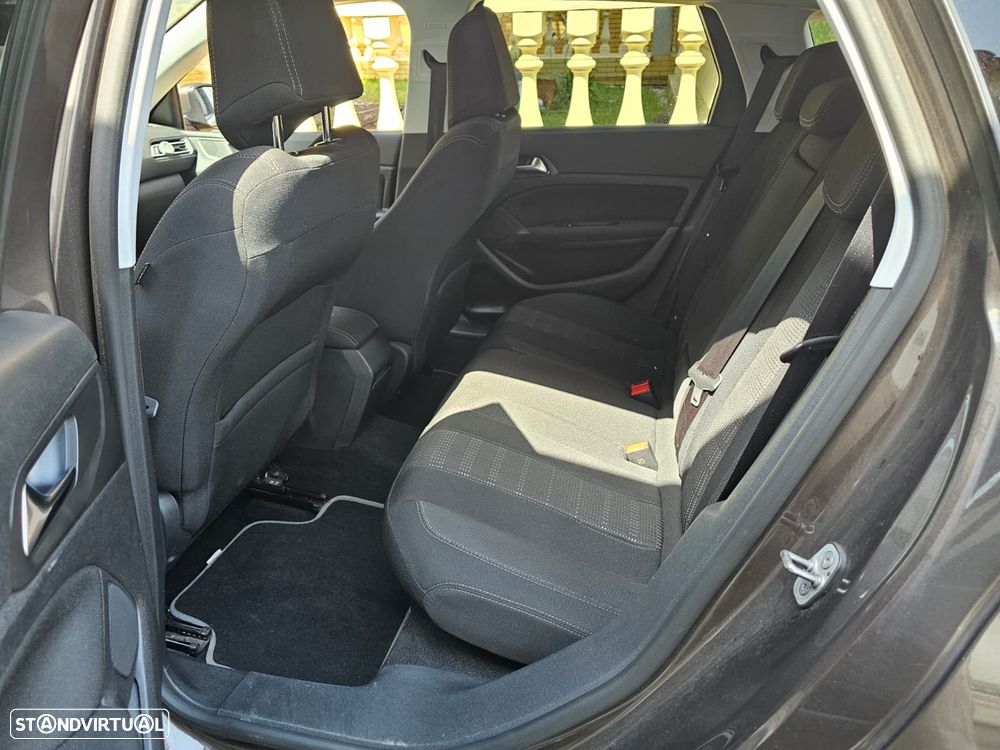 Peugeot 308 SW BlueHDi 120 Stop & Start Allure - 7