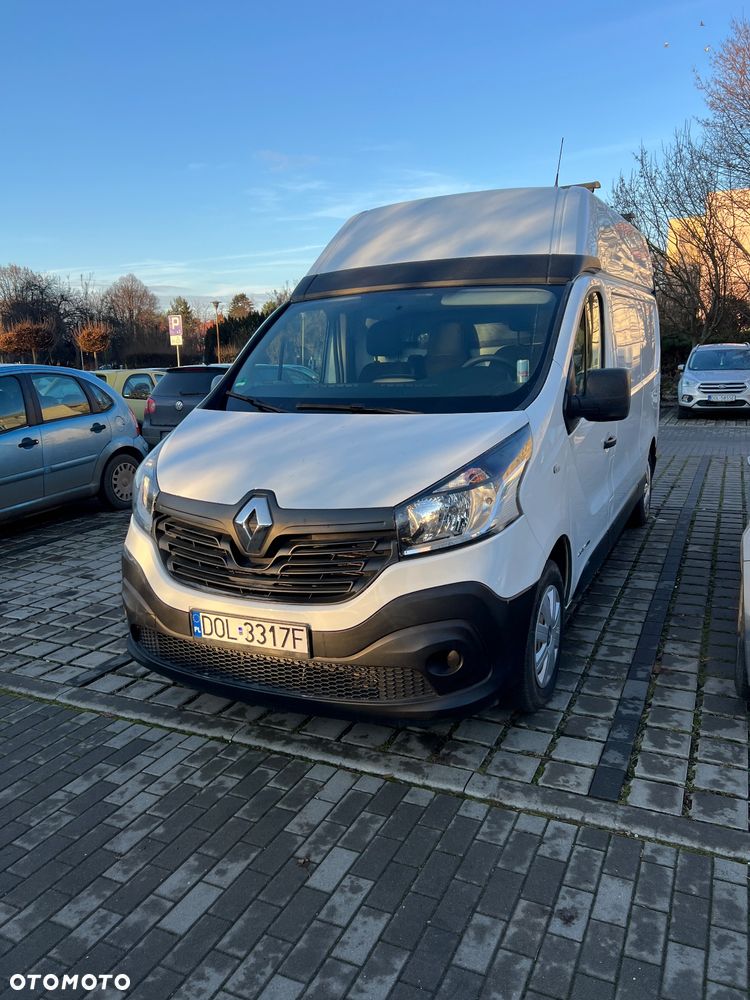 Renault Trafic - 2