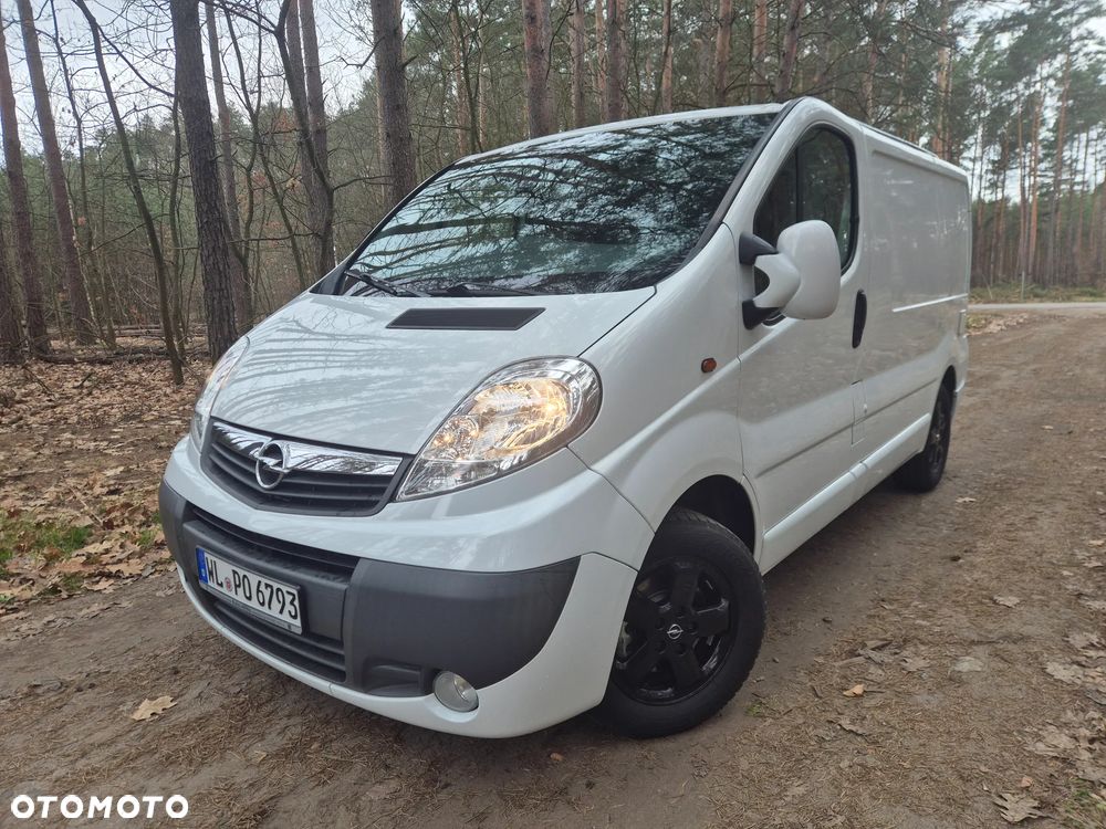 Opel Vivaro - 32
