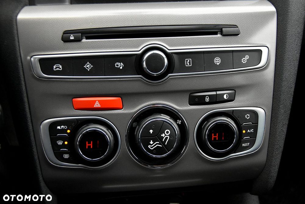 Citroën C4 ver-bluehdi-150-eat6-shine - 29