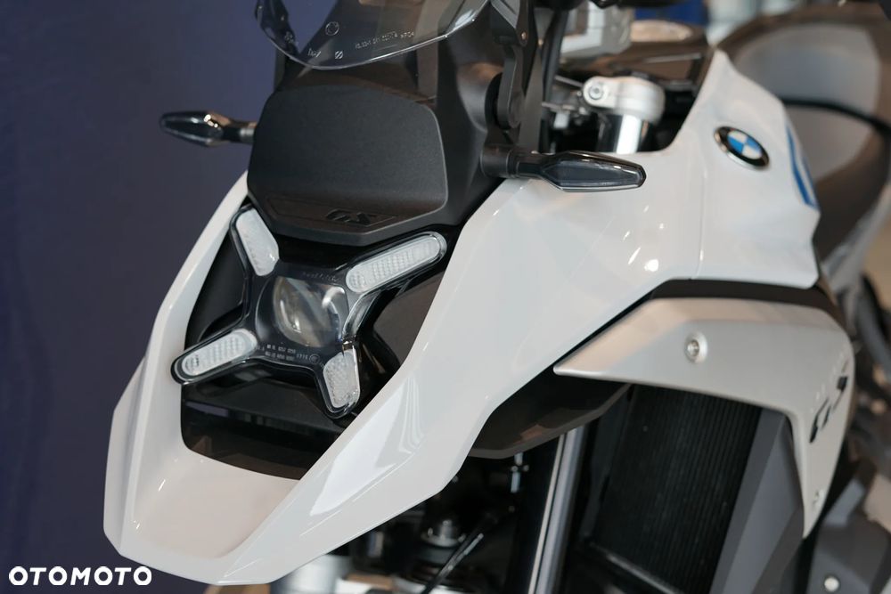 BMW R - 18