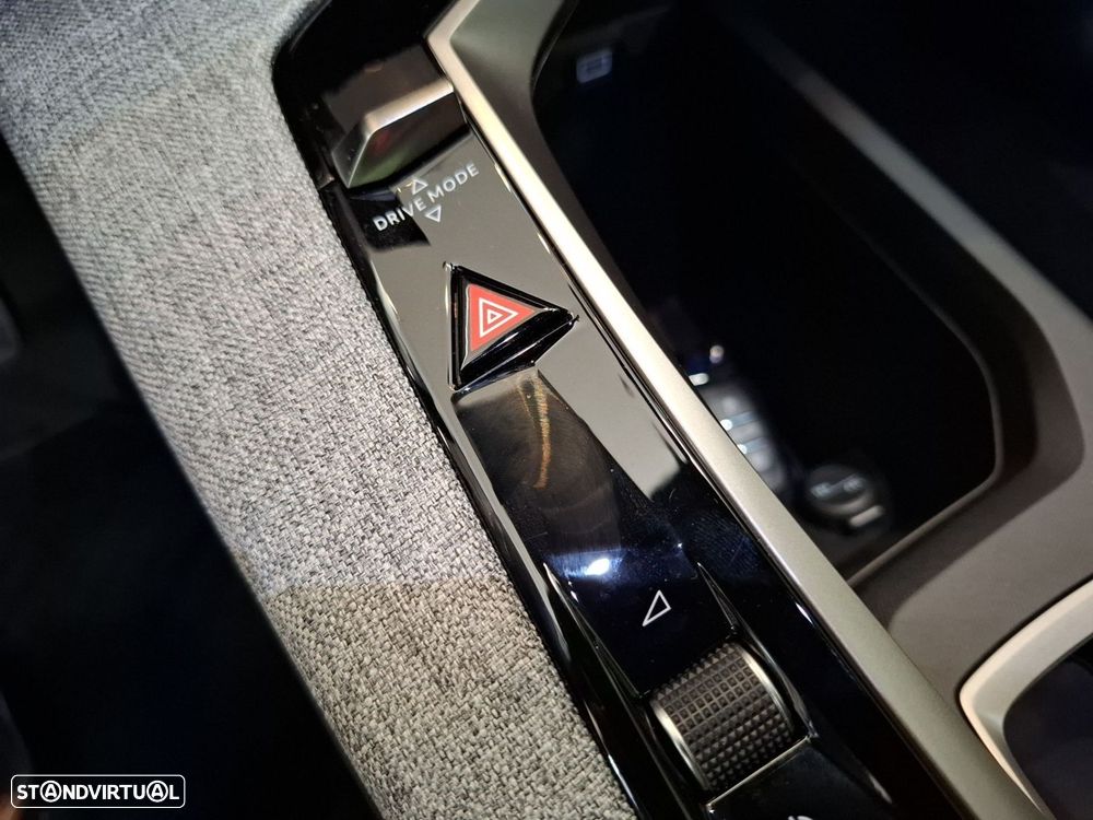 Peugeot E-5008 73 kWh Allure - 23