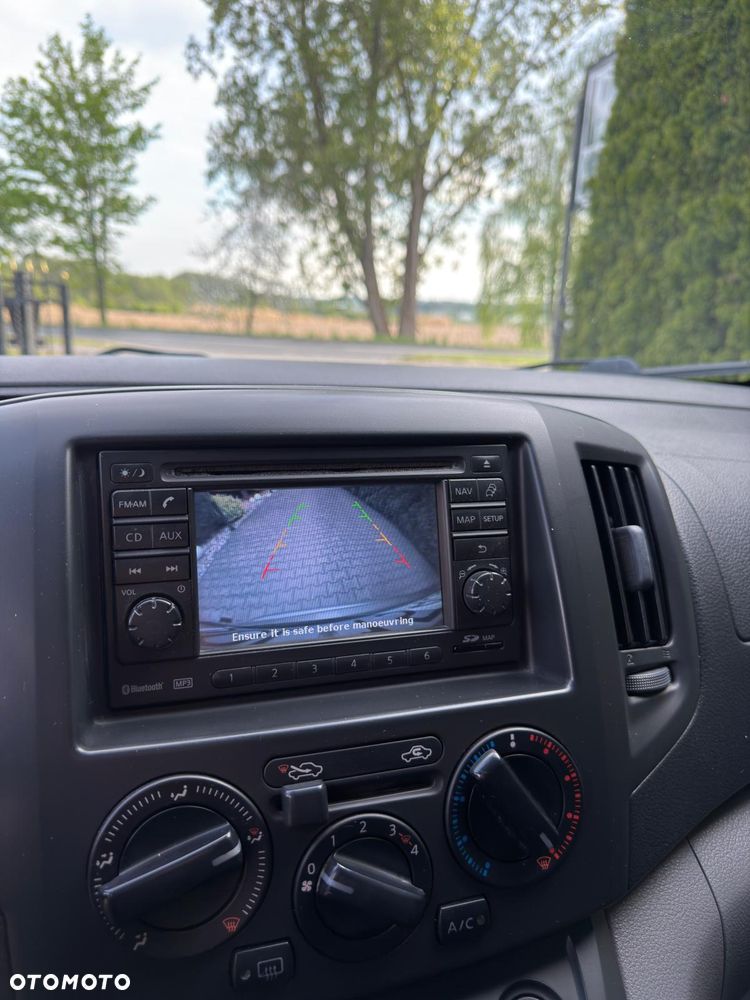 Nissan NV200 - 10