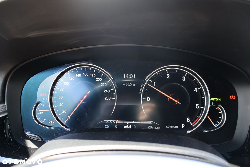 BMW Seria 5 520d Efficient Dynamics M Sport sport - 13