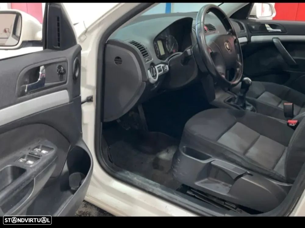 Skoda Octavia Break ver-1-4-ambiente - 6