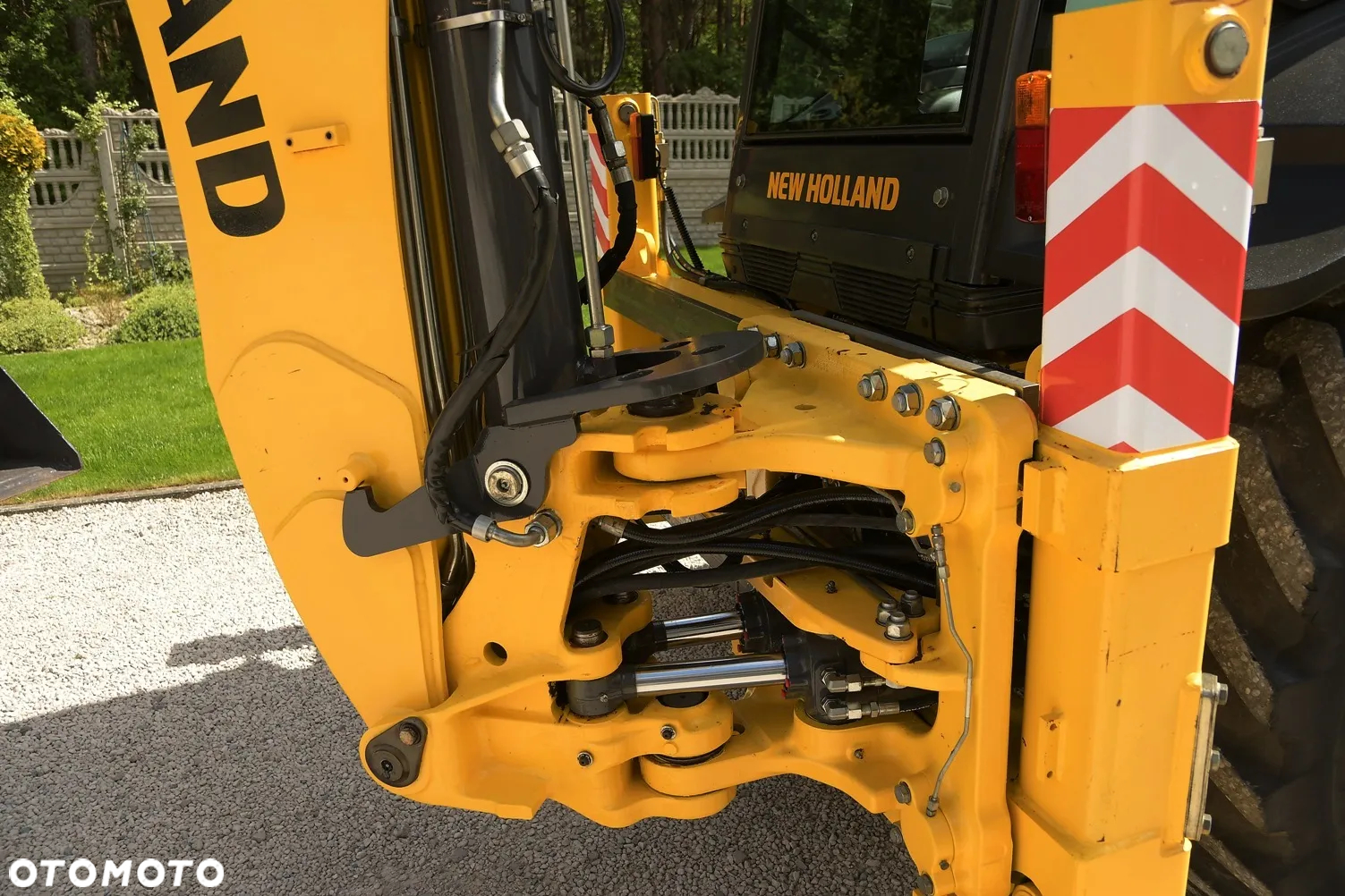 New Holland KOPARKO-ŁADOWARKA * NEW HOLLAND B110C TC * ZNAKOMITY STAN! - 20