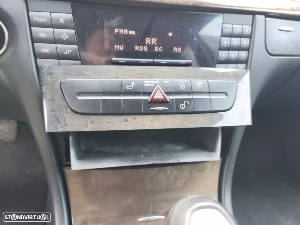 Mercedes-Benz E 220 CDI Avantgarde - 20