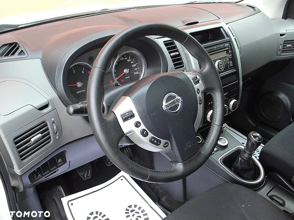 Nissan X-Trail 2.0 dCi 4x4 DPF Platinum - 8