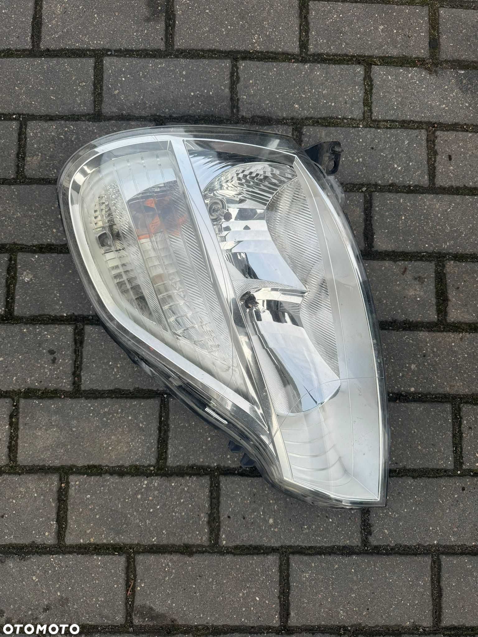 Lampa Renault Modus Lift  prawa europa - 1