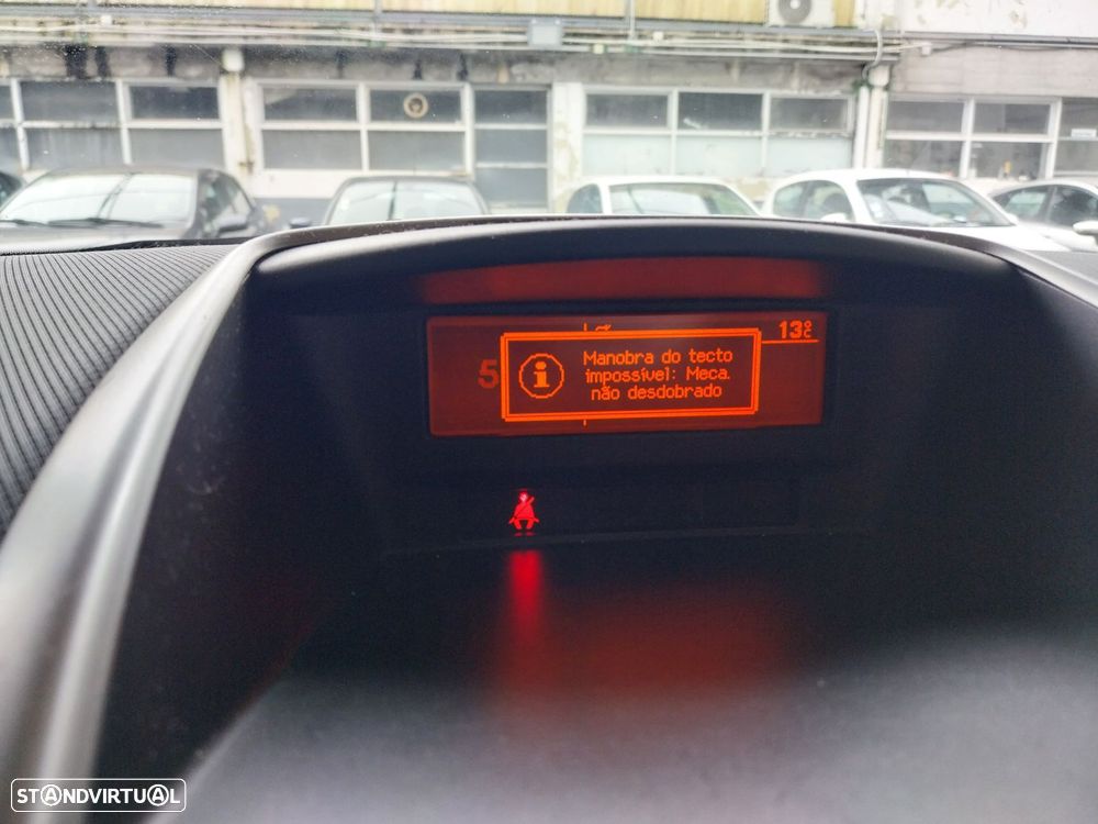 Peugeot 207 CC 1.6 HDi SE 200 Anos FAP - 6