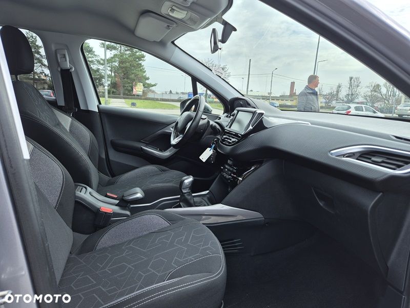 Peugeot 2008 PureTech 82 Style - 9