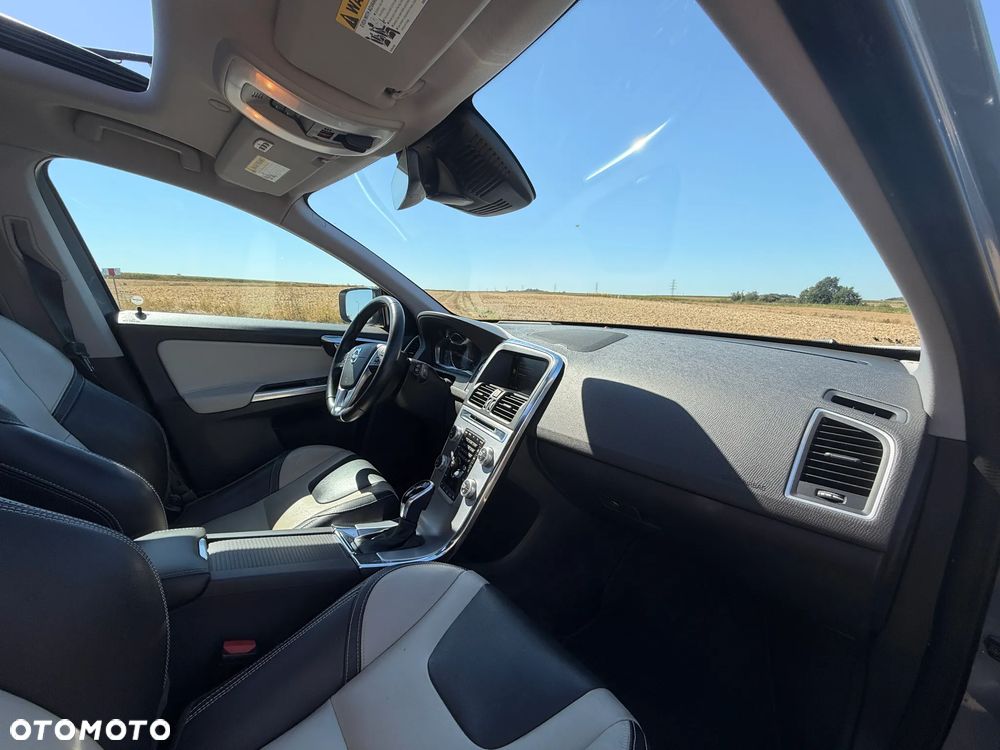 Volvo XC 60 - 16