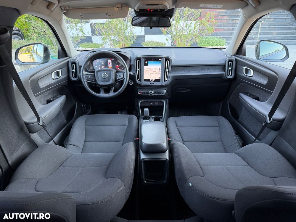 Volvo XC 40 - 38