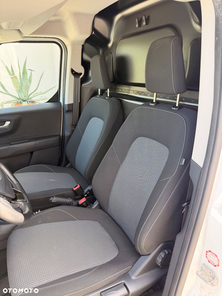 Ford Transit Courier Trend - 25