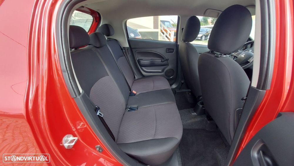 Mitsubishi Space Star - 13