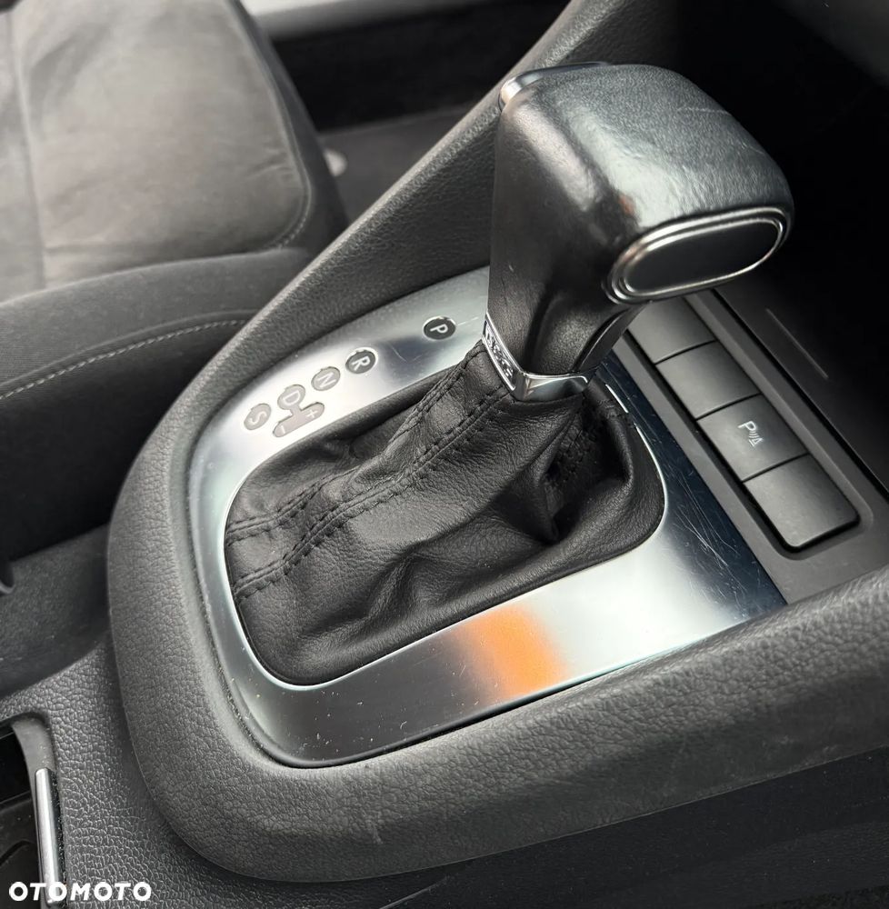 Volkswagen Golf 1.4 TSI Highline DSG - 13